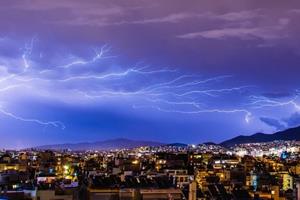  پیش‌بینی "توفان رعد و برق" با کمک هوش مصنوعی