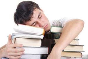  اهمیت استراحت در هنگام درس خواندن
