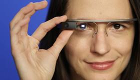   عینک گوگل، کار را برای پزشکان آسان می‌کند