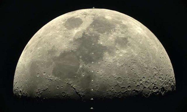 گذر ایستگاه فضایی بین‌المللی از ماه