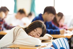 دانشجویان کمتر از ۷ ساعت در شب نخوابند