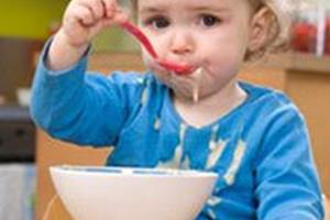 افزایش وسواس غذایی کودکان با افسردگی والدین 