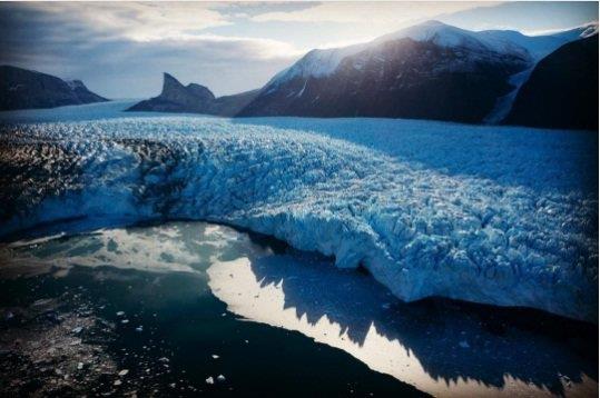 کاهش قطر یخ‌های گرینلند و بالا آمدن آب اقیانوسها