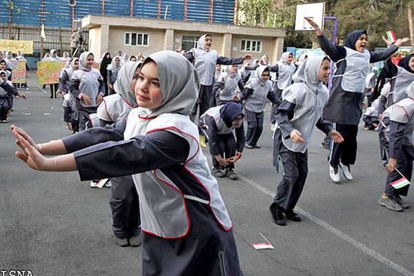  ممنوعیت فعالیت بدنی در فضای باز مدارس تهران تا ۶ آذر