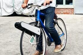 تبدیل دوچرخه معمولی به دوچرخه برقی تنها با یک دستگاه ساده