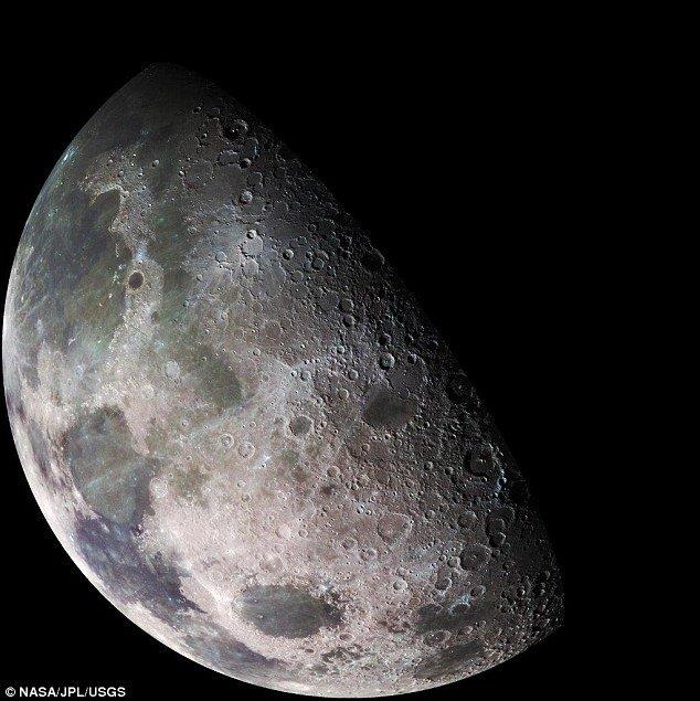 ماه در 2 دوره زمانی امکان حیات داشته است