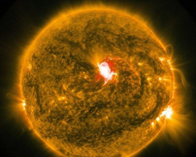 کشف چگونگی رفتار چهارمین حالت ماده در خورشید