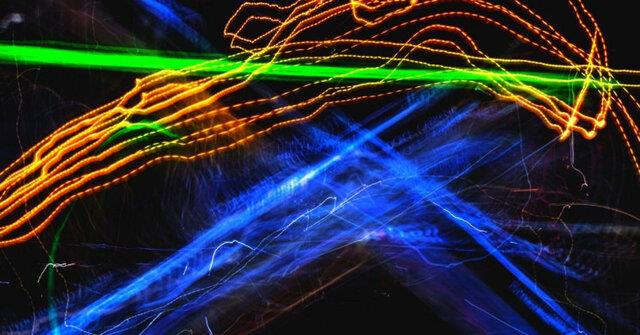 محققان کوانتوم، محدودیت ۶۰ ساله لیزرها را شکستند